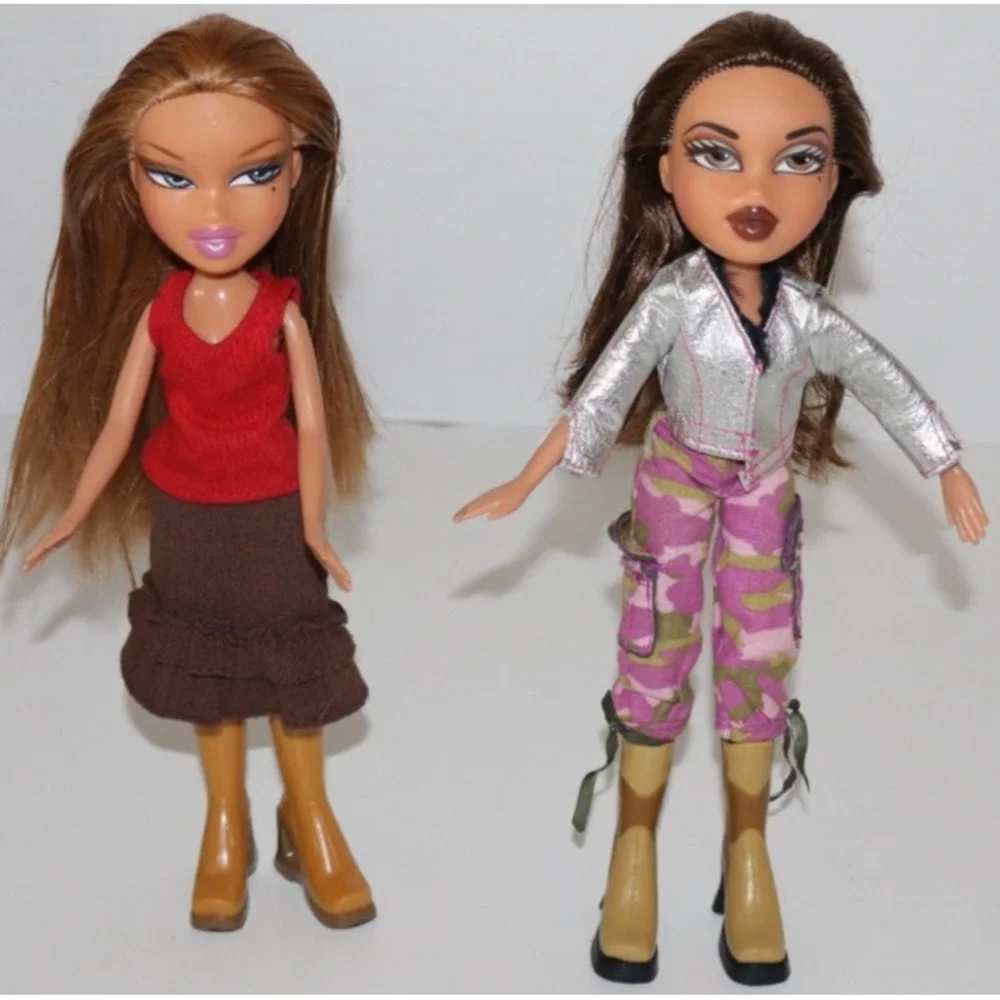 MGA Entertainment BRATZ 2001 Yasmin 3 Dolls Outfits Boots Sandals Lot Vintage